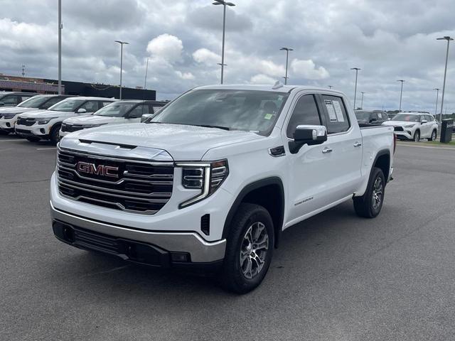 Photo of 2023 Summit White GMC Sierra 1500