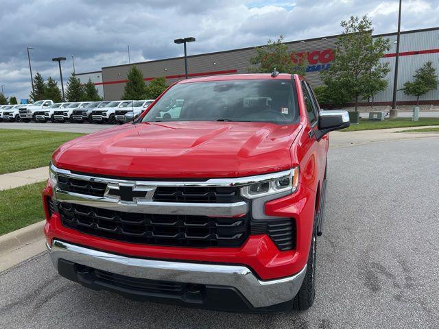 Photo of 2023 Red Hot Chevrolet Silverado 1500