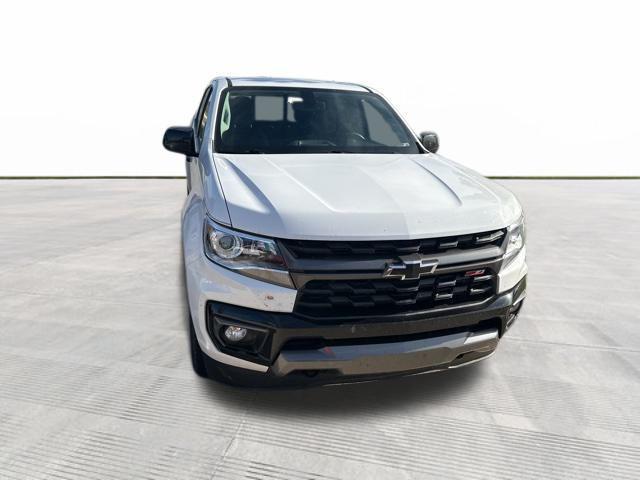 Photo of 2022 Summit White Chevrolet Colorado