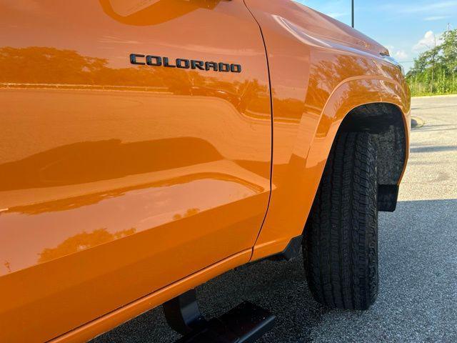 Photo of 2025 Sunrise Orange Chevrolet Colorado