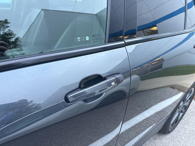Photo of 2023 Iron Gray Metallic Chevrolet Equinox