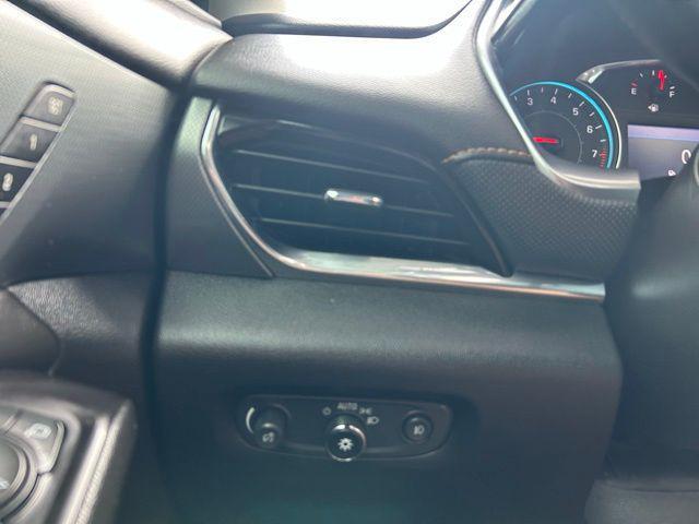 Photo of 2020 Mosaic Black Metallic Chevrolet Traverse