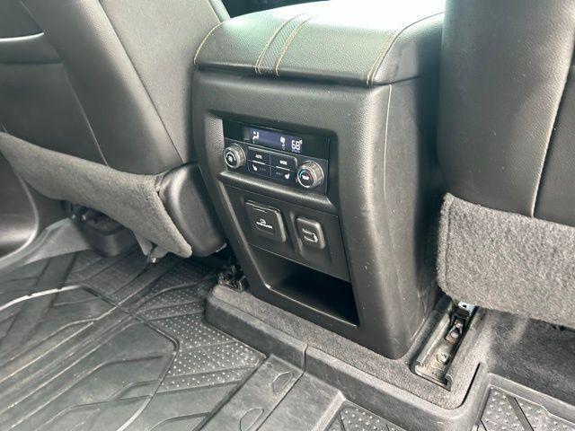 Photo of 2020 Mosaic Black Metallic Chevrolet Traverse