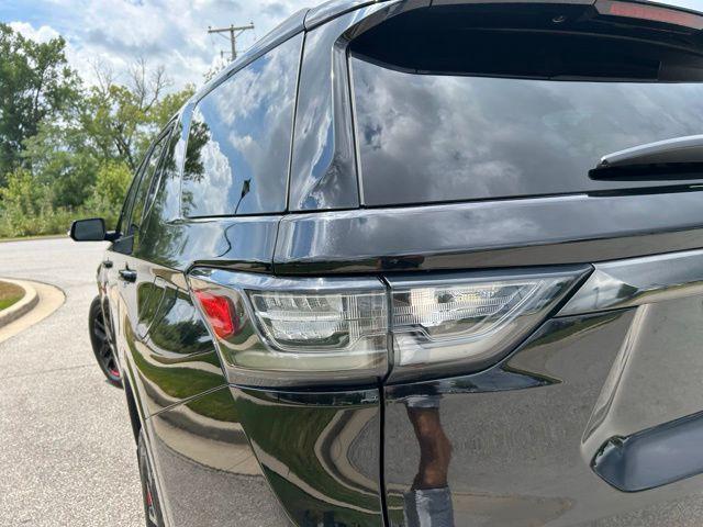 Photo of 2020 Mosaic Black Metallic Chevrolet Traverse