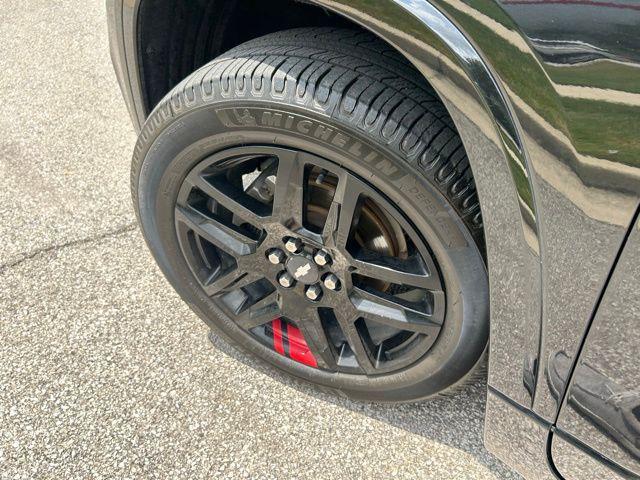 Photo of 2020 Mosaic Black Metallic Chevrolet Traverse