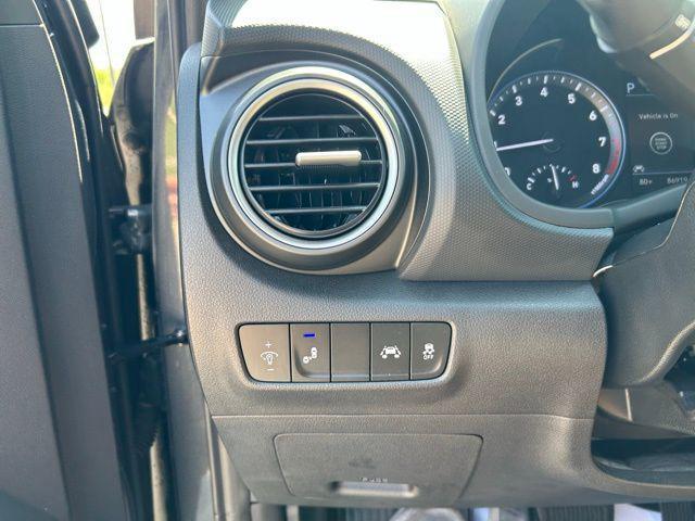 Photo of 2020 Thunder Gray Hyundai KONA