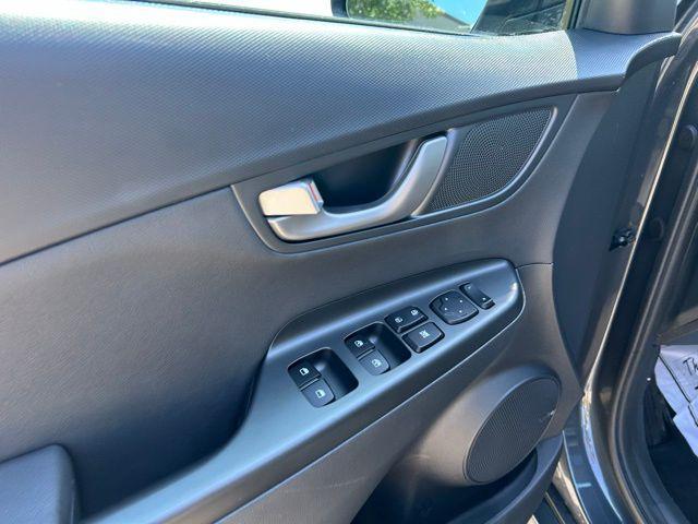 Photo of 2020 Thunder Gray Hyundai KONA