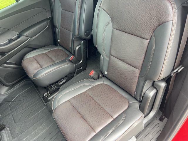 Photo of 2022 Cherry Red Tintcoat Chevrolet Traverse