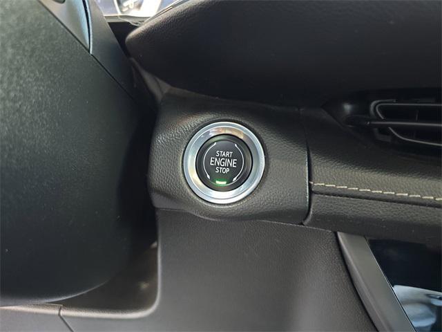 Photo of 2022 Ebony Twilight Metallic Buick Envision