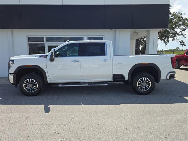 Photo of 2025 Summit White GMC Sierra 2500