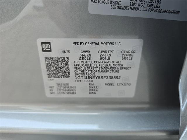 Photo of 2025 Sterling Metallic GMC Sierra 2500