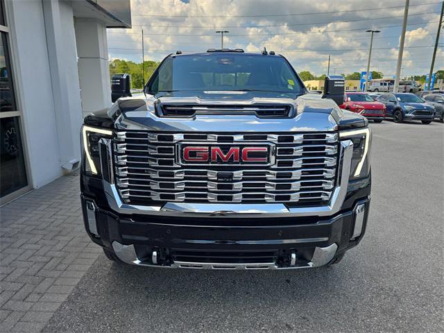 Photo of 2025 Onyx Black GMC Sierra 2500