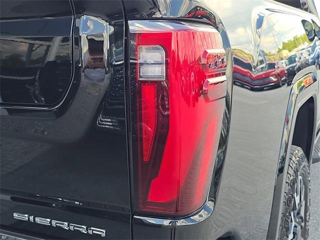 Photo of 2025 Onyx Black GMC Sierra 2500