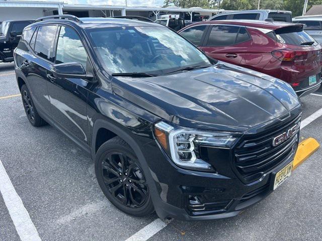 Photo of 2022 Ebony Twilight Metallic GMC Terrain