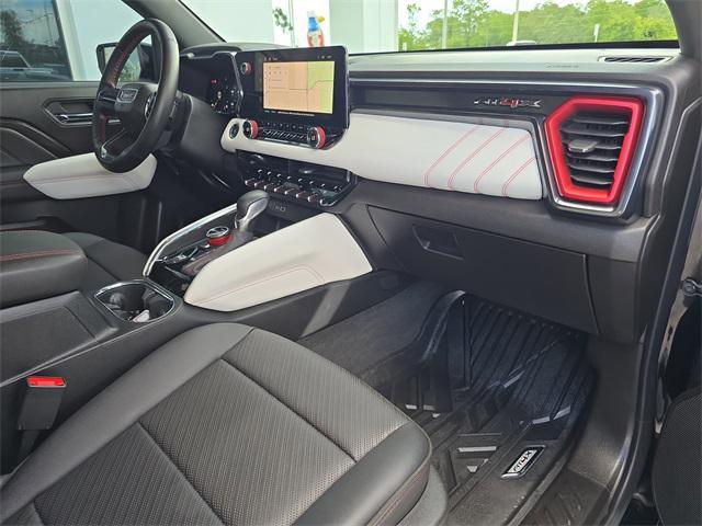 Photo of 2024 Onyx Black GMC Canyon