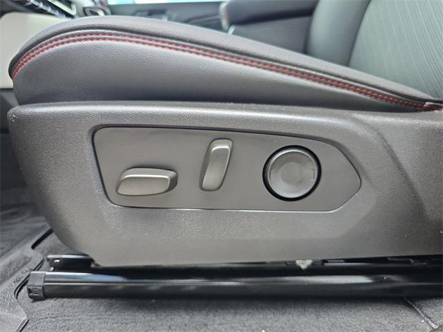 Photo of 2024 Onyx Black GMC Canyon