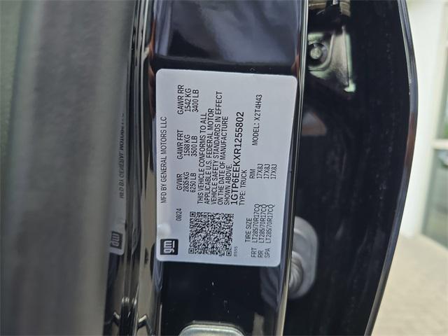 Photo of 2024 Onyx Black GMC Canyon