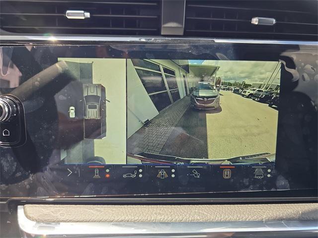 Photo of 2025 Summit White GMC Sierra 2500
