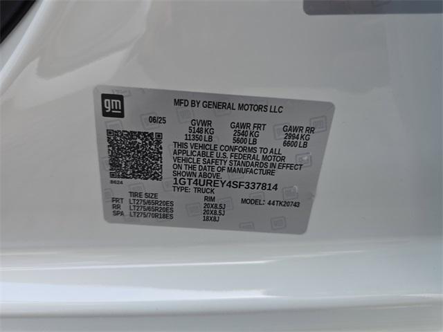 Photo of 2025 Summit White GMC Sierra 2500