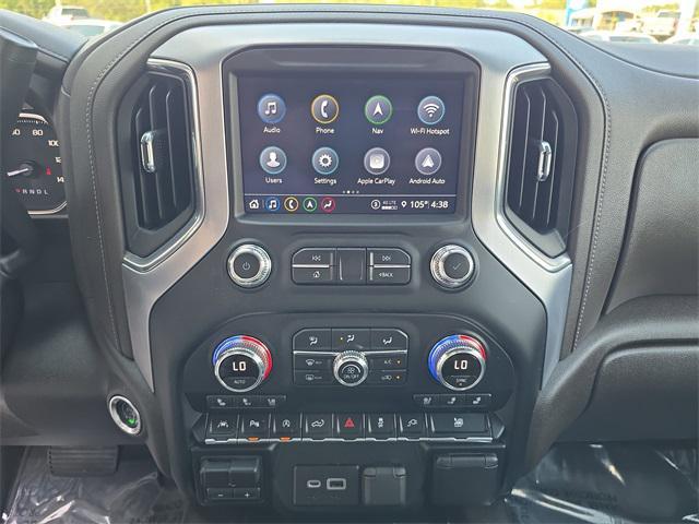 Photo of 2022 White Frost Tricoat GMC Sierra 1500