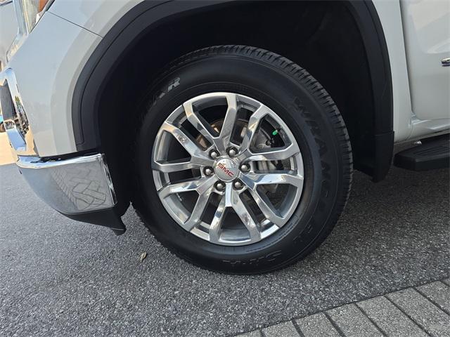 Photo of 2022 White Frost Tricoat GMC Sierra 1500