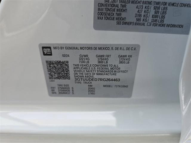 Photo of 2024 White Frost Tricoat GMC Sierra 1500