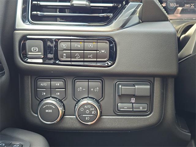 Photo of 2025 Onyx Black GMC Yukon