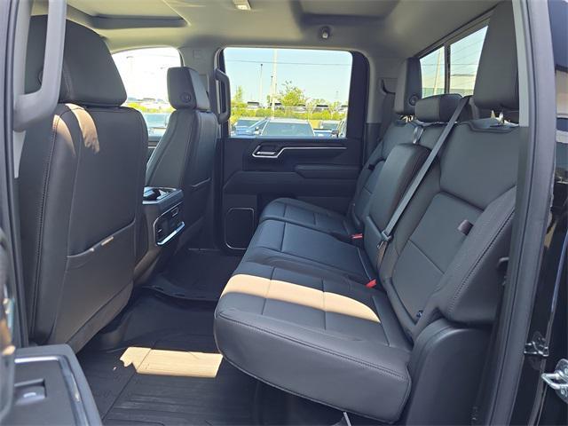 Photo of 2025 Onyx Black GMC Sierra 2500
