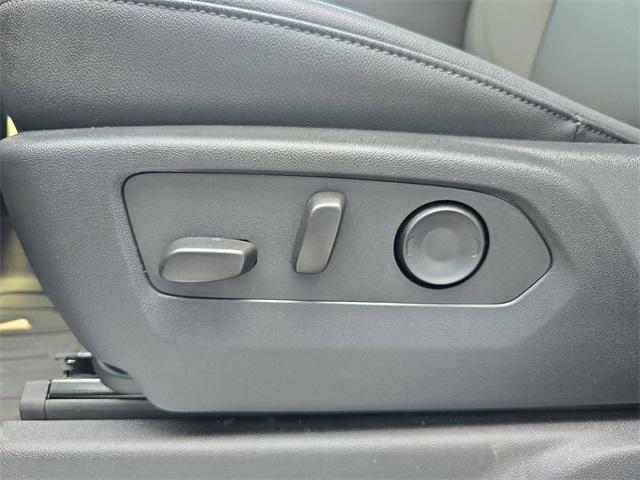 Photo of 2025 Onyx Black GMC Sierra 2500