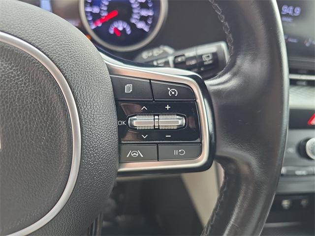 Photo of 2023 Aurora Black Pearl Kia Carnival