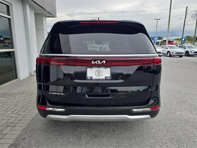 Photo of 2023 Aurora Black Pearl Kia Carnival