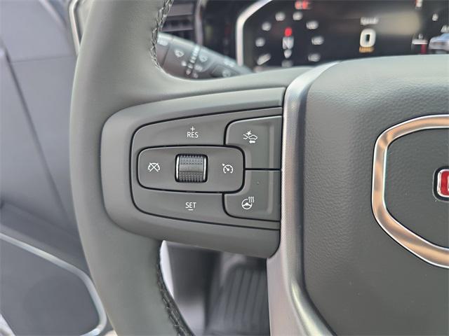 Photo of 2025 Summit White GMC Sierra 1500
