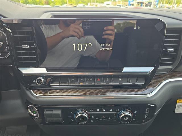 Photo of 2025 Summit White GMC Sierra 1500