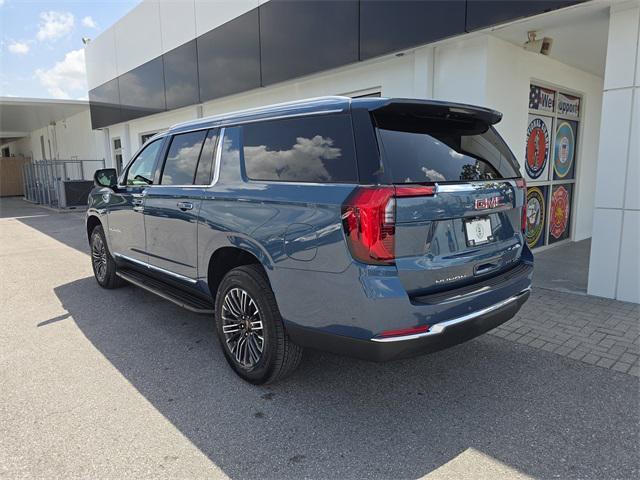 Photo of 2025 Downpour Metallic GMC Yukon XL