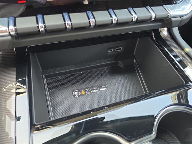 Photo of 2025 Downpour Metallic GMC Yukon XL