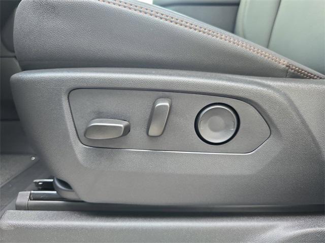 Photo of 2025 Onyx Black GMC Sierra 1500