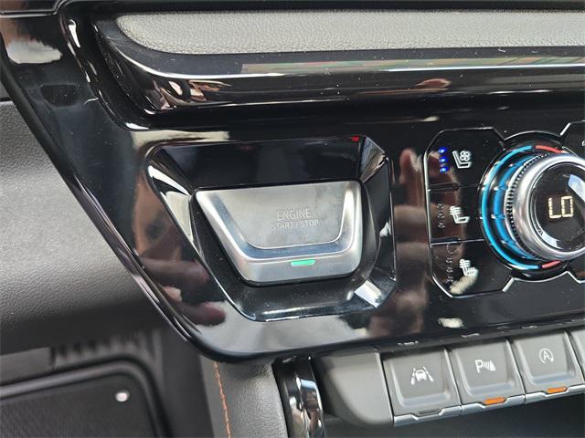 Photo of 2025 Onyx Black GMC Sierra 1500