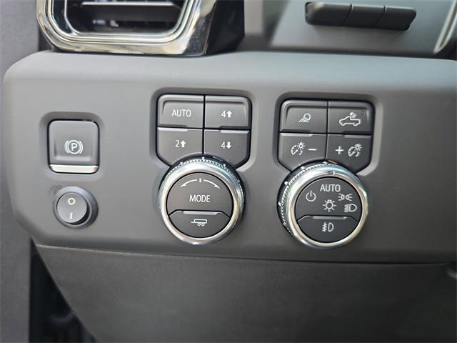 Photo of 2025 Onyx Black GMC Sierra 1500