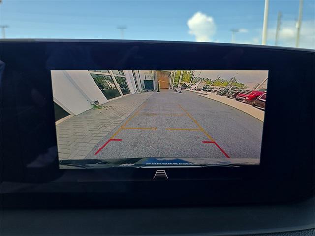 Photo of 2024 Summit White Buick Encore GX