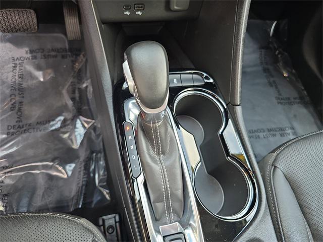 Photo of 2024 Summit White Buick Encore GX