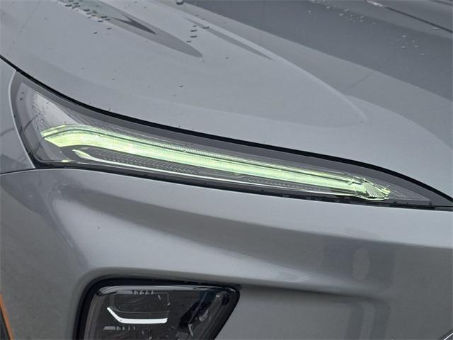 Photo of 2025 Moonstone Buick Enclave