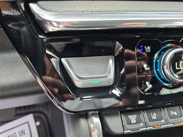 Photo of 2024 Summit White GMC Sierra 3500