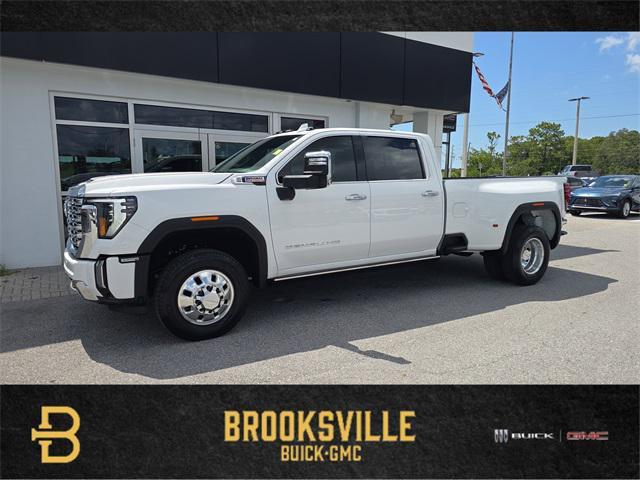 Photo of 2024 Summit White GMC Sierra 3500