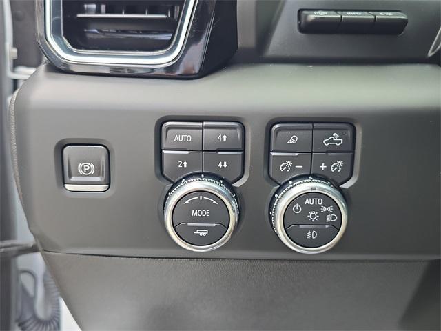 Photo of 2024 Summit White GMC Sierra 3500