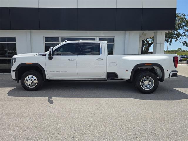 Photo of 2024 Summit White GMC Sierra 3500