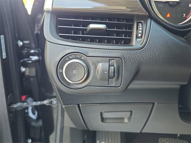 Photo of 2019 Ebony Twilight Metallic Buick Envision