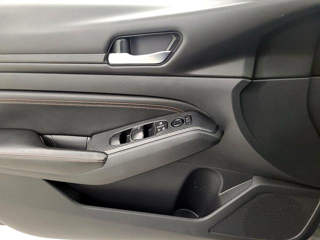 Photo of 2020 Blue Nissan Altima