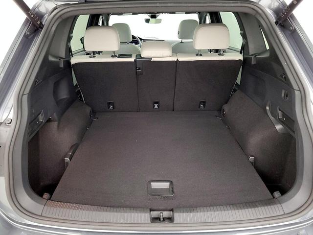 Photo of 2021 Gray Volkswagen Tiguan