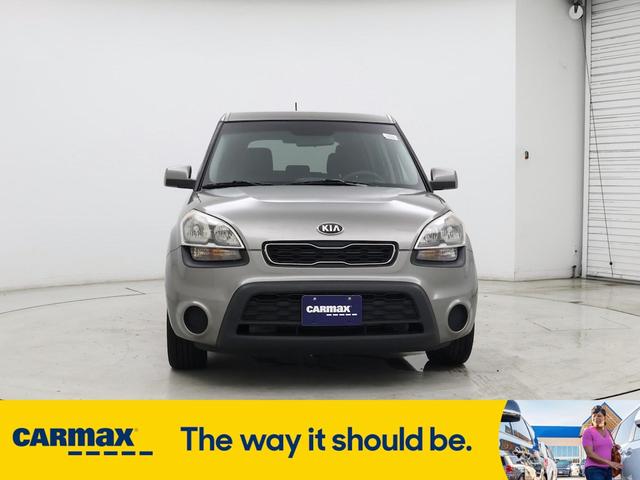 Photo of 2013 Gray Kia Soul