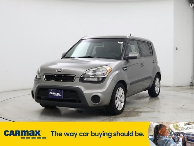 Photo of 2013 Gray Kia Soul